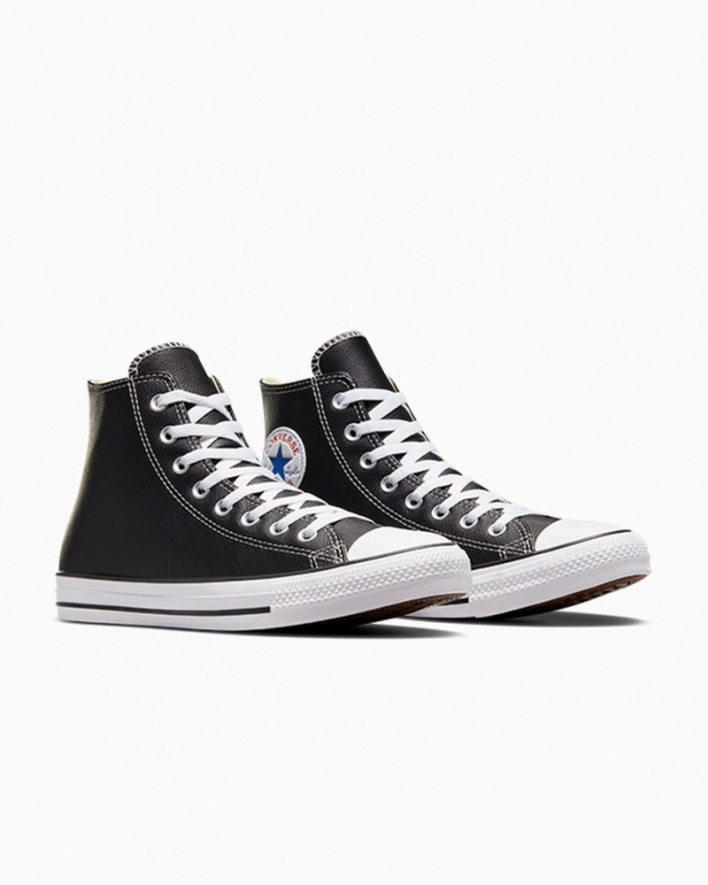 Converse Chuck Taylor All Star Couro Pretas | 3674-VGMRA