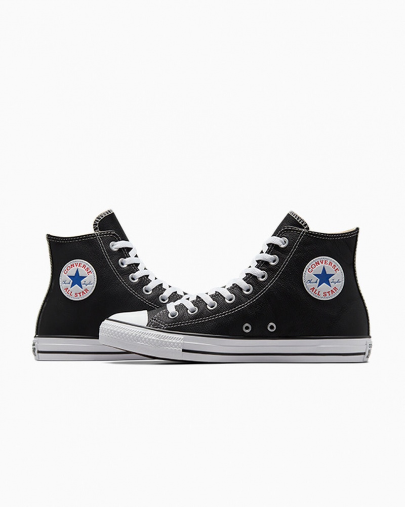 Converse Chuck Taylor All Star Couro Pretas | 3674-VGMRA