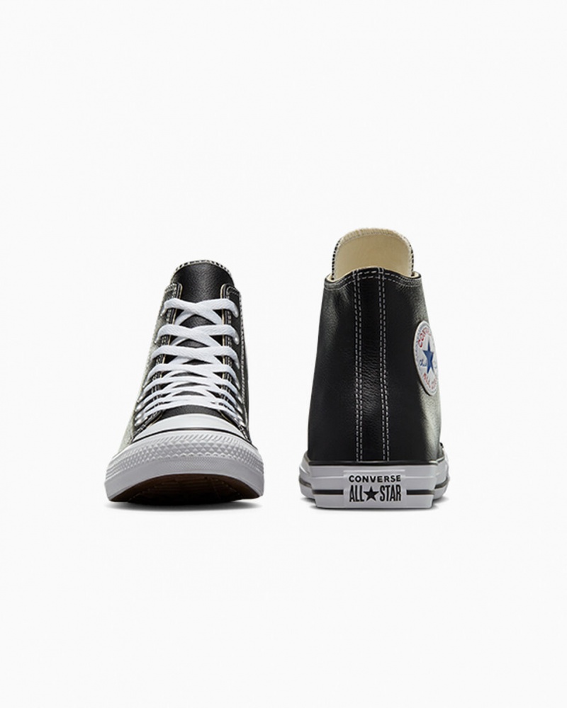 Converse Chuck Taylor All Star Couro Pretas | 3674-VGMRA